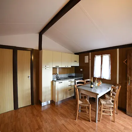 Mobilheim Auf Dem Huegel Mit Pool Tatil Evi Villanova d'Albenga