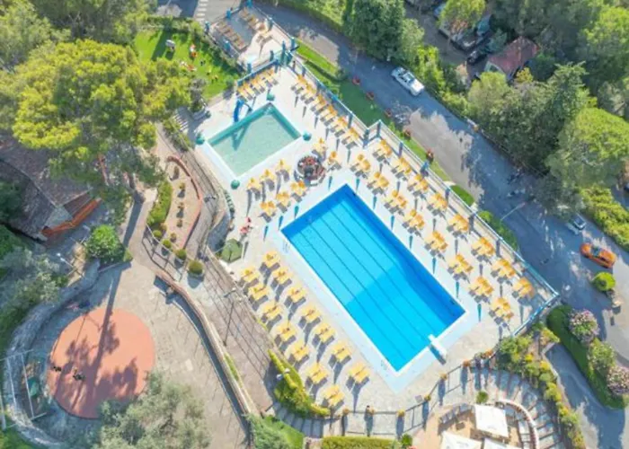 Mobilheim Auf Dem Huegel Mit Pool Casa vacanze Villanova d'Albenga